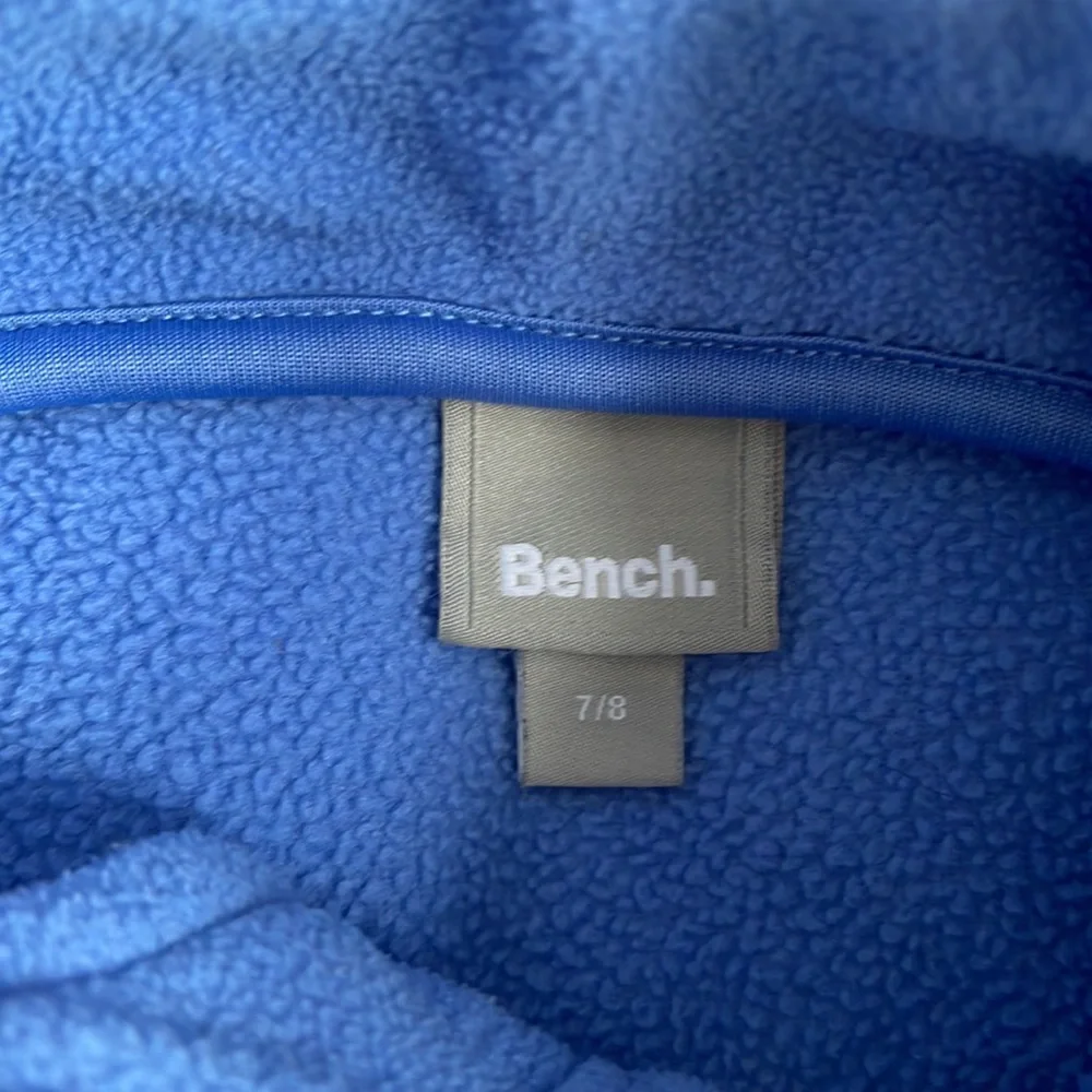 Bench zip up - Picture 2 of 4